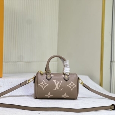 Louis Vuitton Speedy Bags